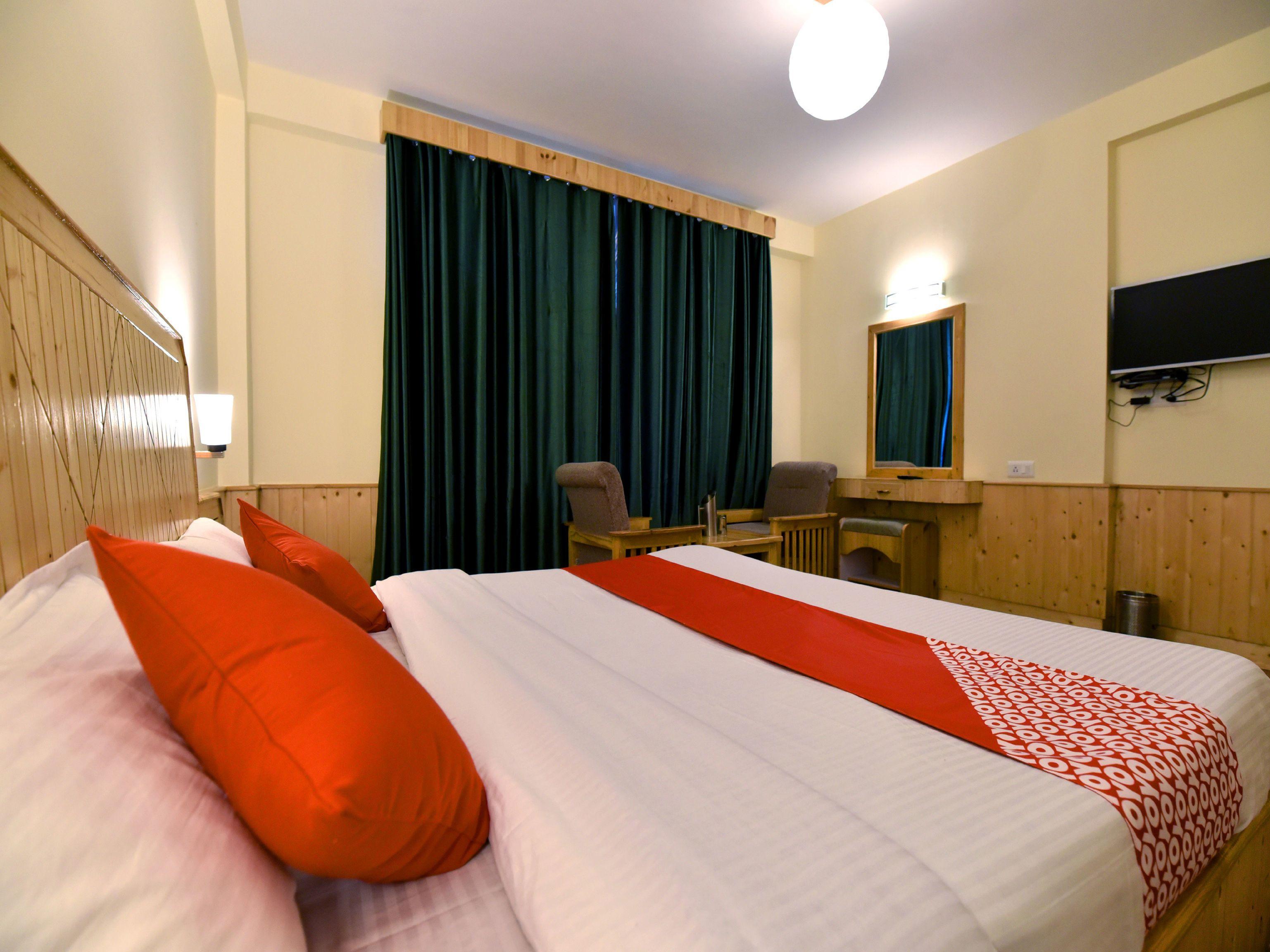 Oyo 12735 The Manali Lodge - Manali (Himachal Pradesh) — Photos 2